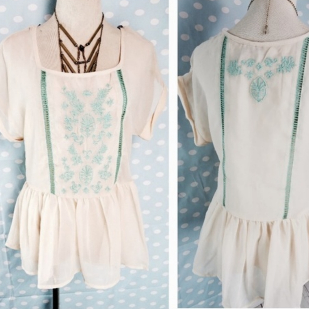New BKE buckle outfitters tunic chiffon blouse - cottage core